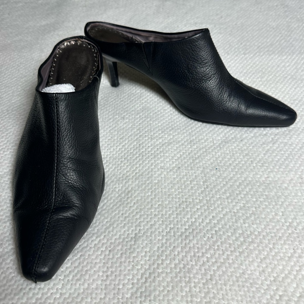 Women Black Leather Mules Heels Size 8 / 39 Soft Lavender Lining